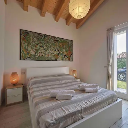 Schoenes Batik * Bardolino